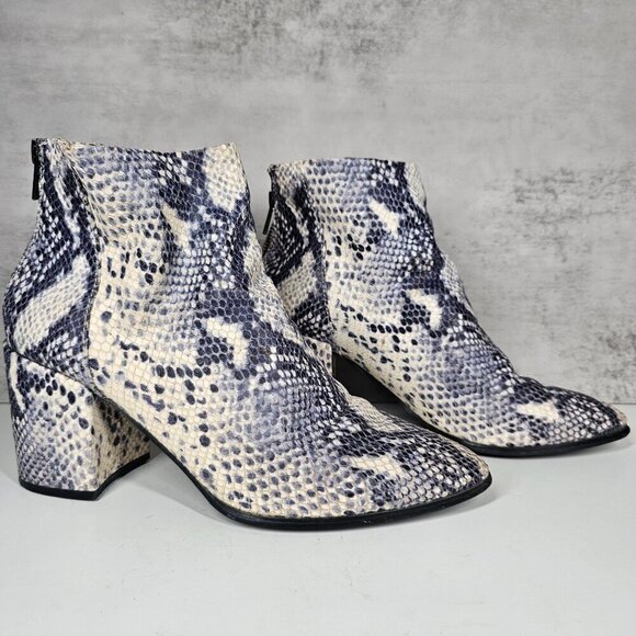 Steve Madden Jillian Snake Print Leather Boot Pointed Black Heel Women's 8.5 - Picture 1 of 11
